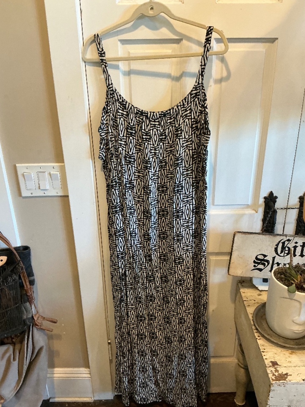 Ava Viv maxi dress! Sleeveless and adjustable! Plus size 4x